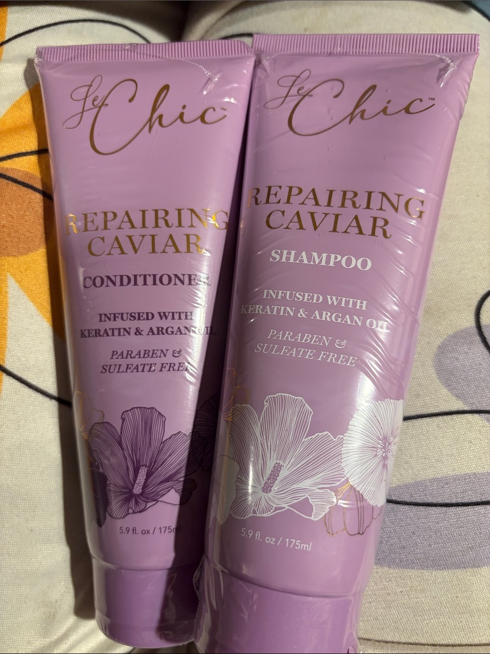 Le Chic Repairing Caviar Conditioner & Shampoo - Lavender Pink Set New Sealed